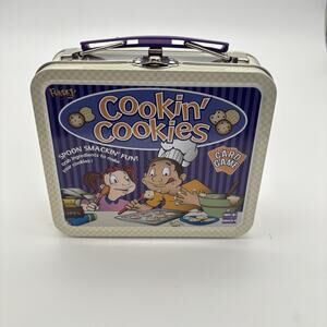 Fundex Cookin' Cookies Card Game Tin Collectible Lunch Box 2003- Incomplete.